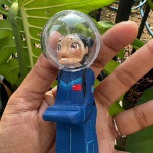 astronaut-wooden-toy
